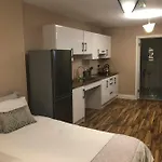Bijoux By The Lee * קורק