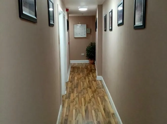 Bijoux By The Lee Bed and breakfast Cork