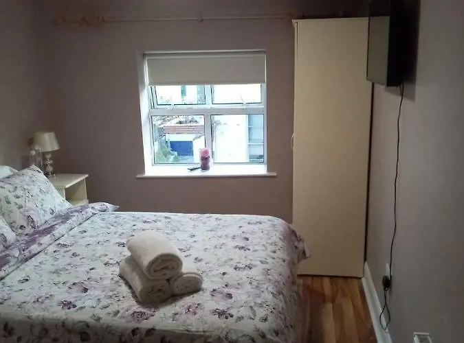 Bed and breakfast Bijoux By The Lee