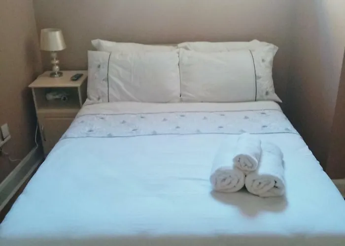 Bed & Breakfast Bijoux By The Lee Cork