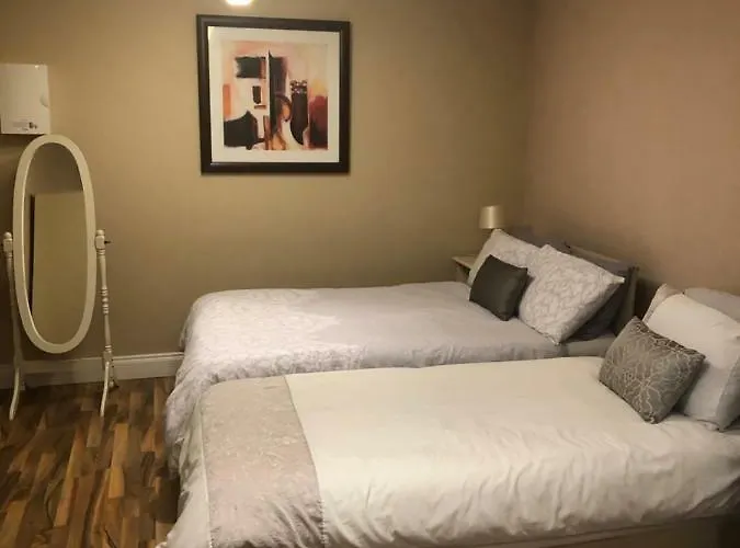 Bijoux By The Lee Bed and breakfast Cork